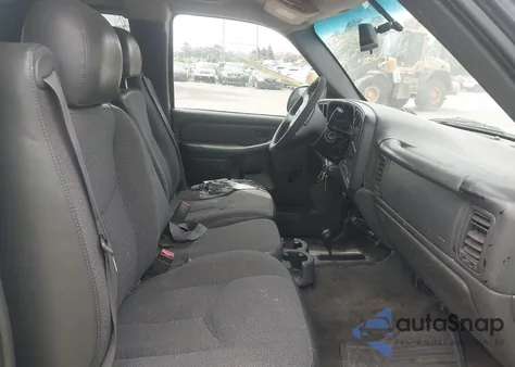 2003 Chevrolet Silverado 1500 z USA, uszkodzony, nr VIN 2GCEK19V331193306